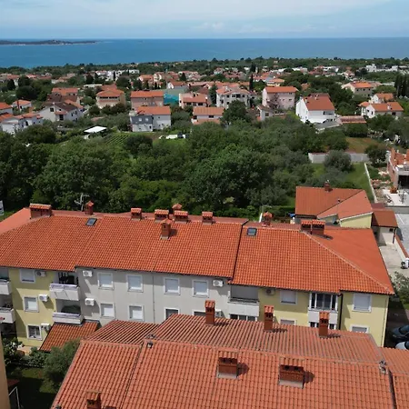 Apartment Karin Peroj